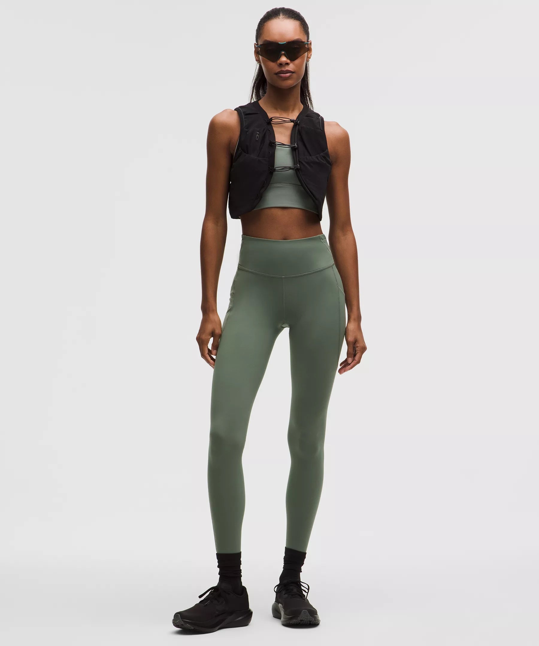 Fast and Free High-Rise Tight 28"